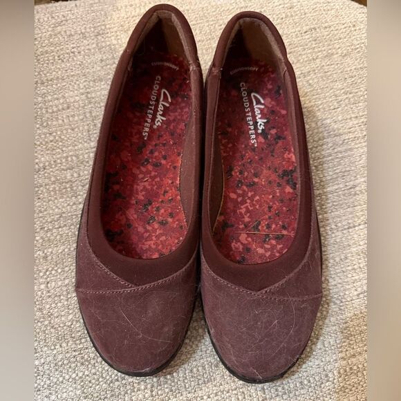 Clarks Shoes - Clarks Women's Burgundy Flats size 5